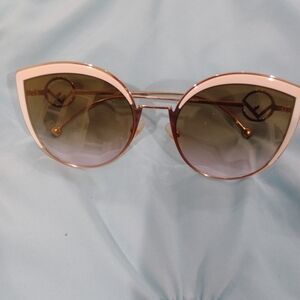 Fendi Cateye Stylish Pink Sunglasses